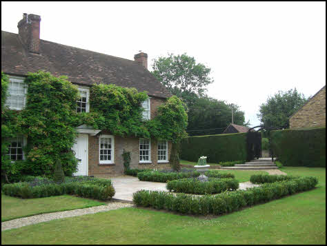 garden design Sarratt, Hertfordshire